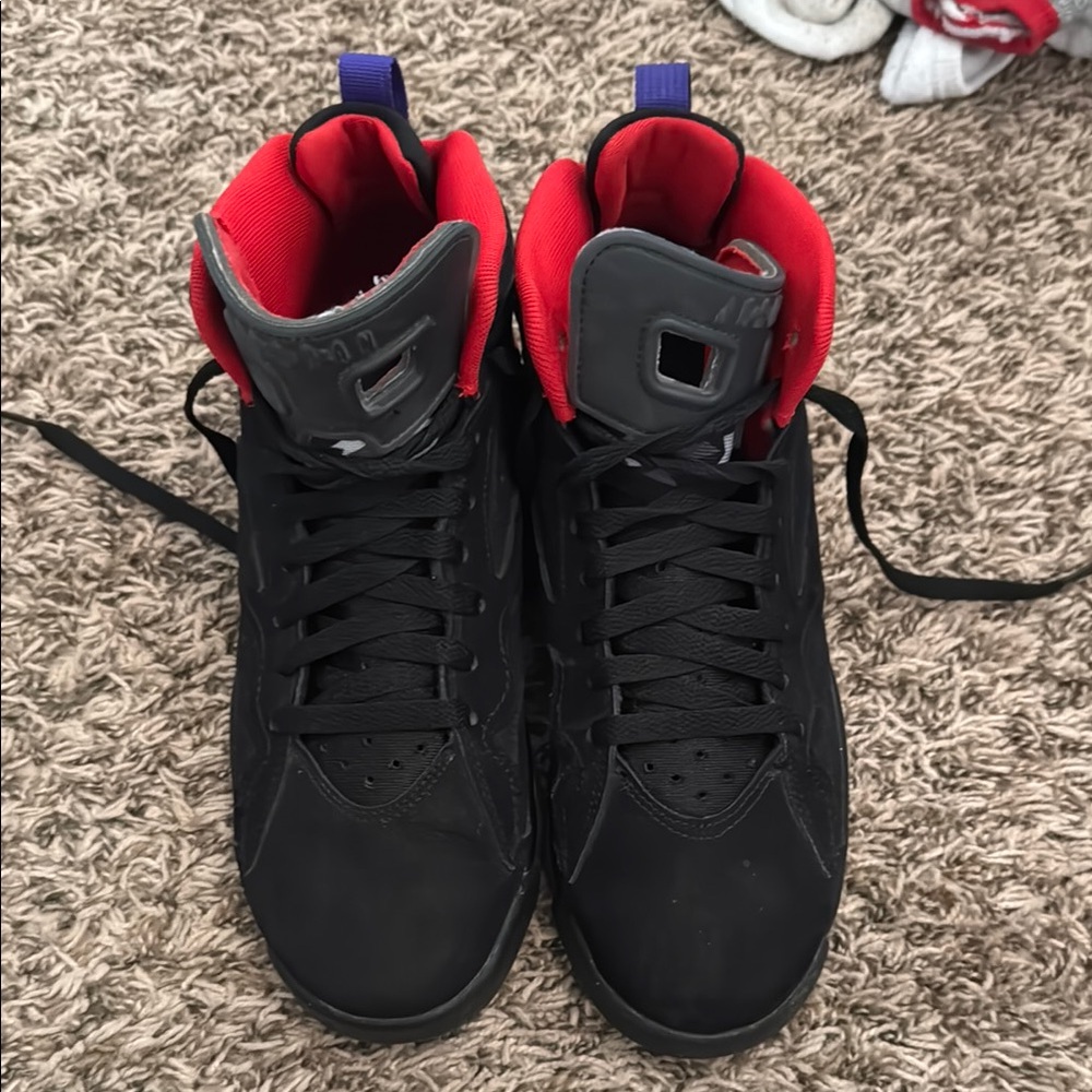 Men's Black and Red Sneakers